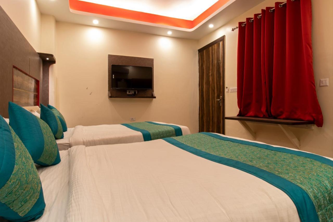 Airport Hotel Dev Residency - Mahipalpur New Delhi Exteriör bild