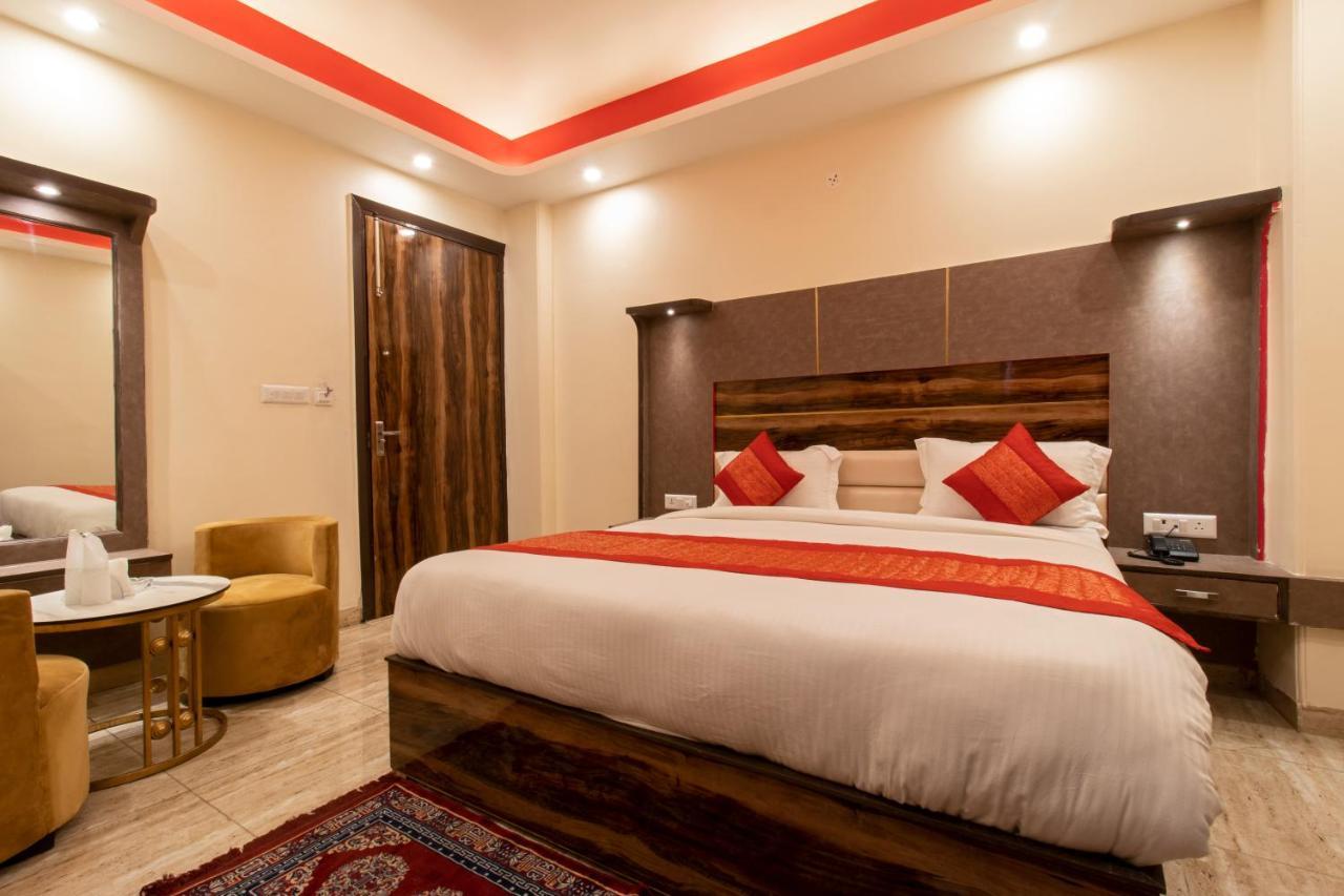 Airport Hotel Dev Residency - Mahipalpur New Delhi Exteriör bild